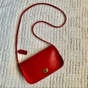 MADE IN NEW YORK COACH RED DINKY CROSS BODY RARE